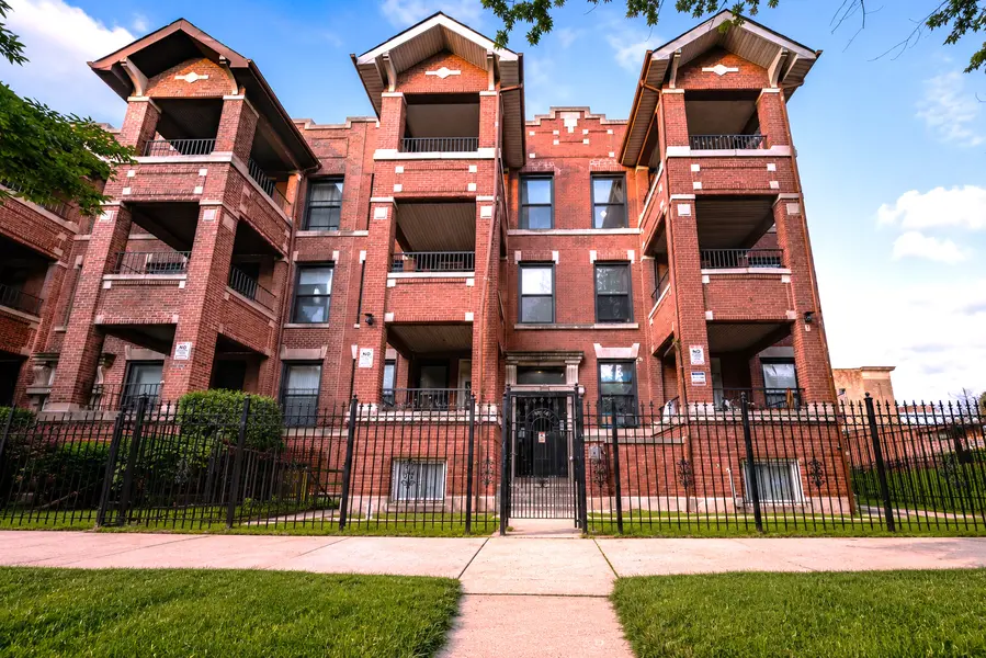 Chicago, IL 60637