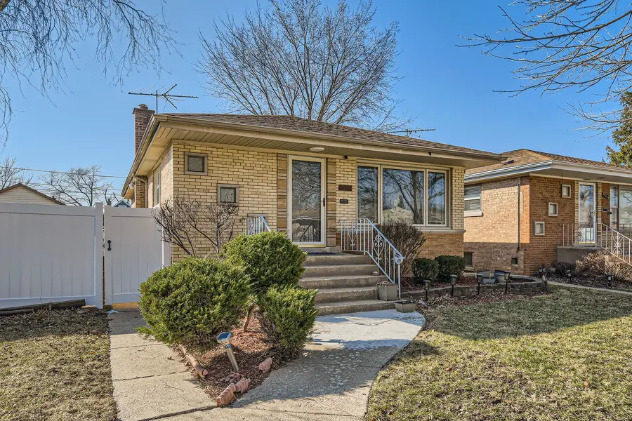 11246 S Whipple ST, Chicago, IL 60655