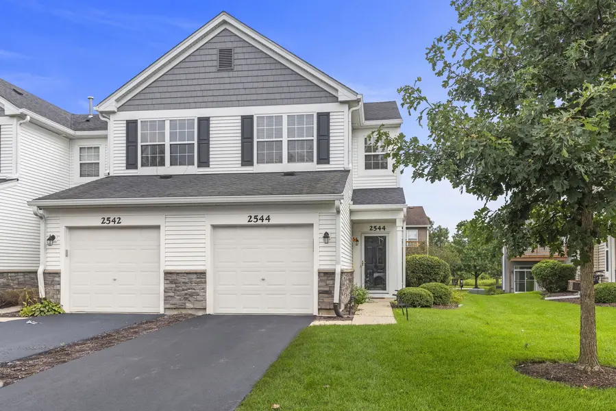 2544 Golf Ridge CIR #0, Naperville, IL 60563