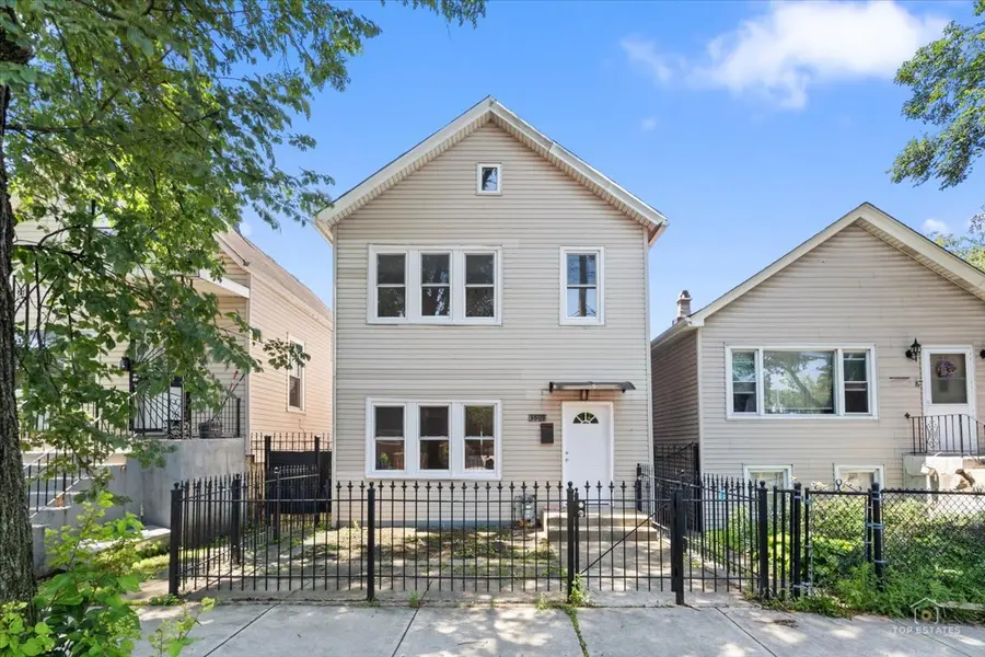3504 S MAPLEWOOD AVE, Chicago, IL 60632