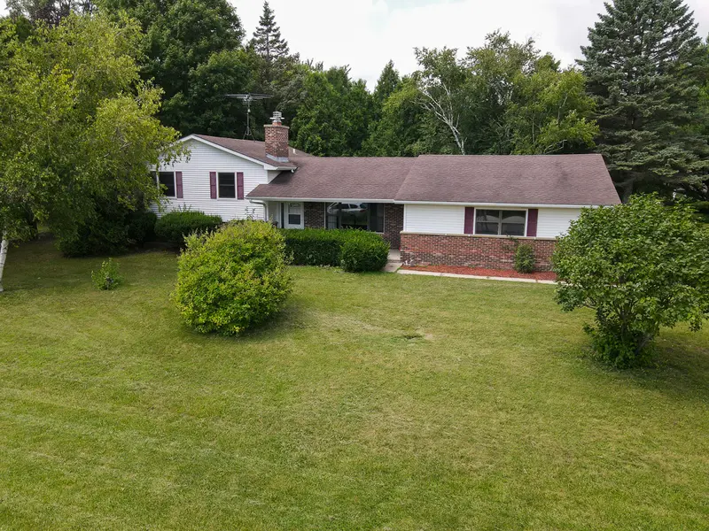 42886 N washington AVE, Winthrop Harbor, IL 60096