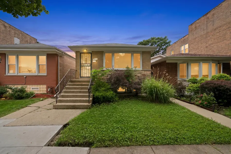 8018 S Michigan AVE, Chicago, IL 60619
