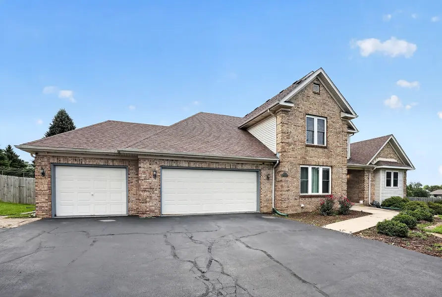 11868 Cardinal LN, Caledonia, IL 61011