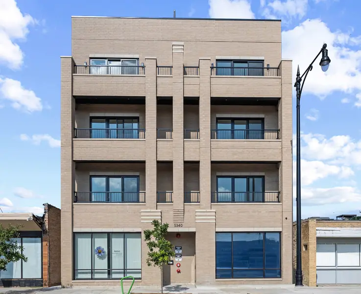 5340 N Lincoln AVE #201, Chicago, IL 60625