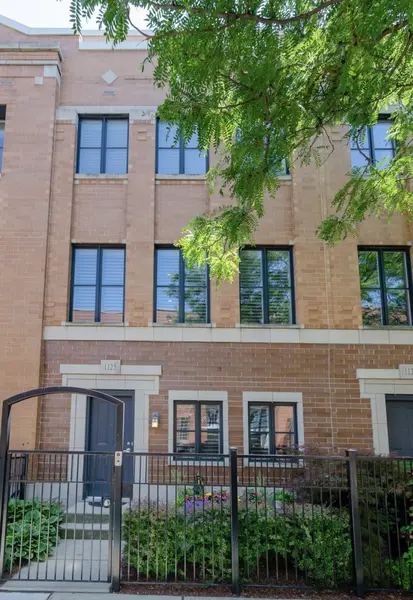 1125 W Monroe ST, Chicago, IL 60607