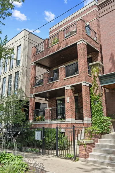 1540 W Wrightwood AVE #2, Chicago, IL 60614