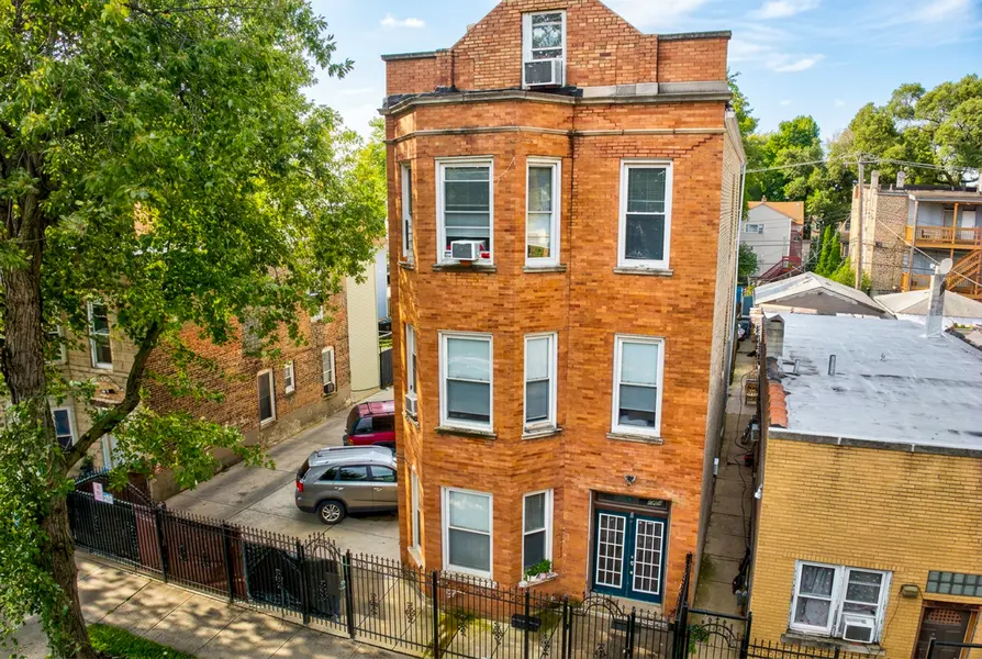 2242 S Saint Louis AVE, Chicago, IL 60623