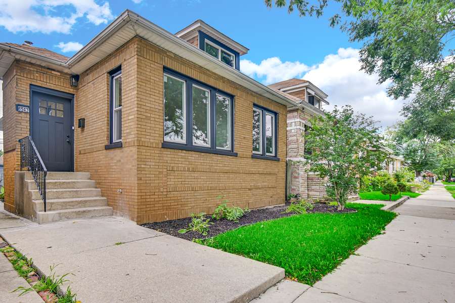 6543 S Francisco AVE, Chicago, IL 60629