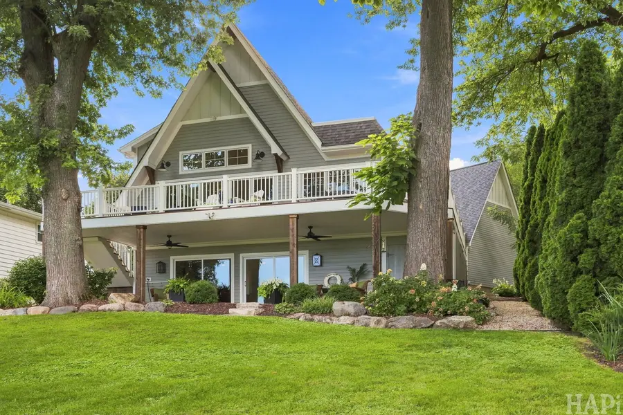 1222 Old Bay RD, Johnsburg, IL 60051