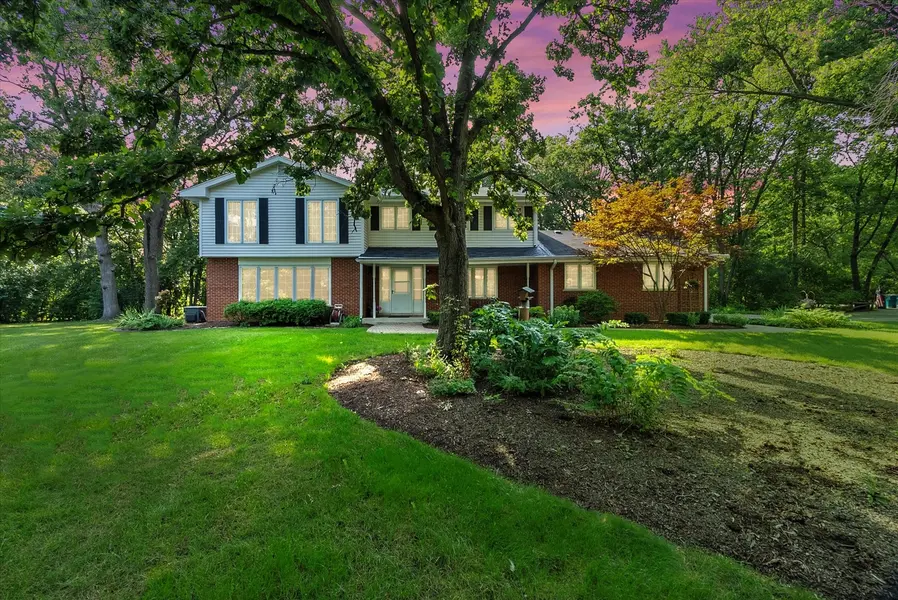 3 Old Creek RD, Palos Park, IL 60464
