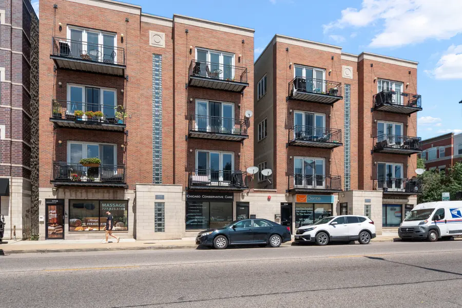 1702 W North AVE #A2, Chicago, IL 60622