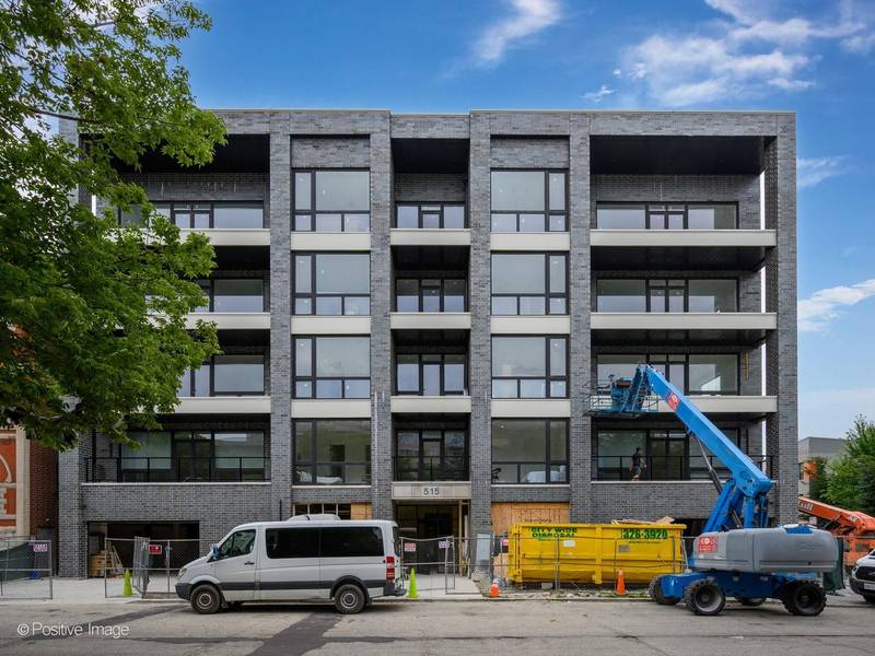 515 W Elm ST #401, Chicago, IL 60610
