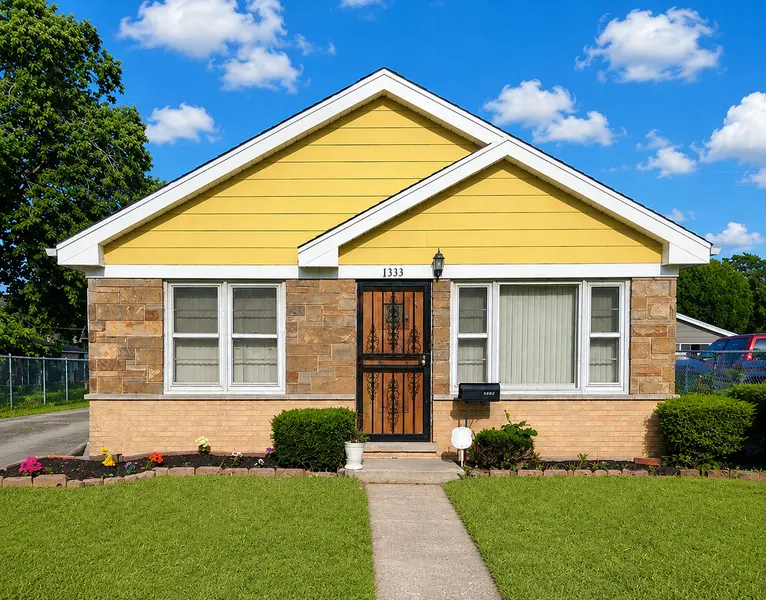 1333 Burnham AVE, Calumet City, IL 60409