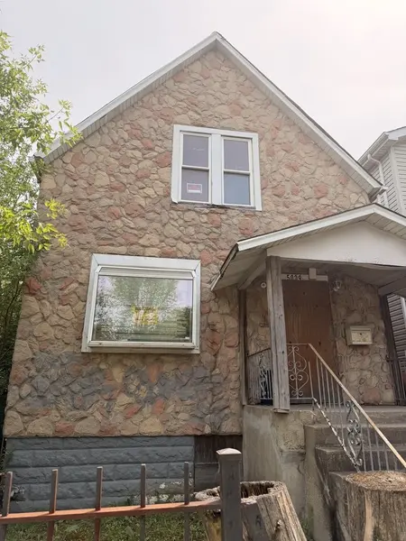 5009 W Chicago AVE, Chicago, IL 60651