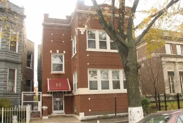 3949 W Monroe ST, Chicago, IL 60624