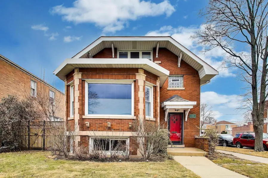6503 N Maplewood AVE, Chicago, IL 60645