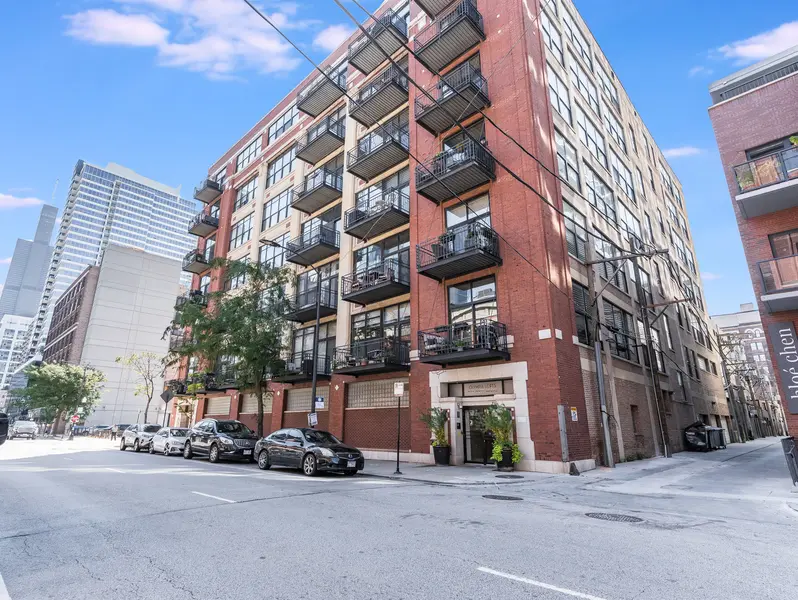 843 W Adams ST #611, Chicago, IL 60607