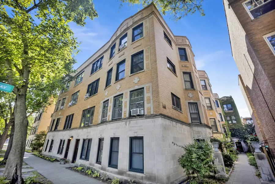 1225 W Granville AVE #3A, Chicago, IL 60660