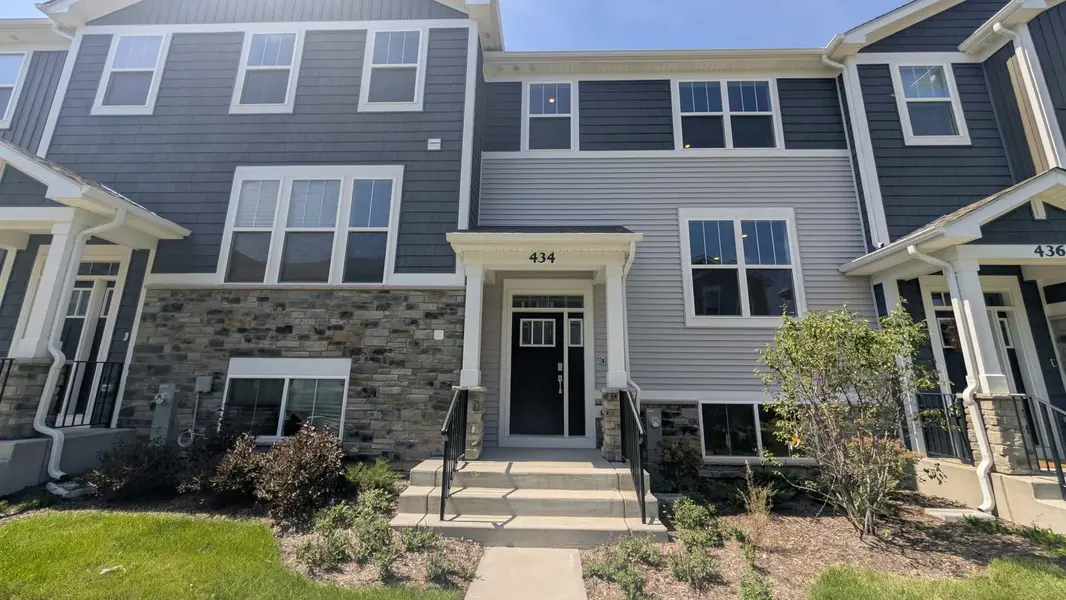 434 Red Oak CIR #434, Volo, IL 60020