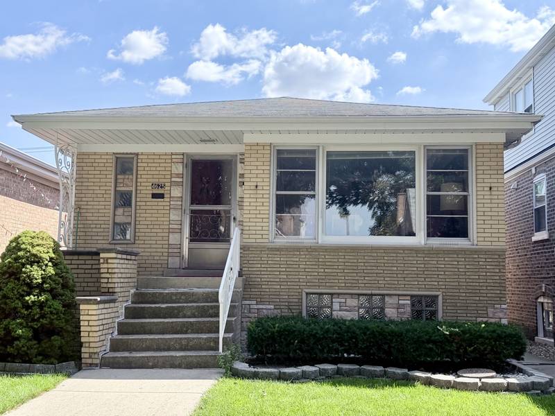 4625 S Komensky AVE, Chicago, IL 60632