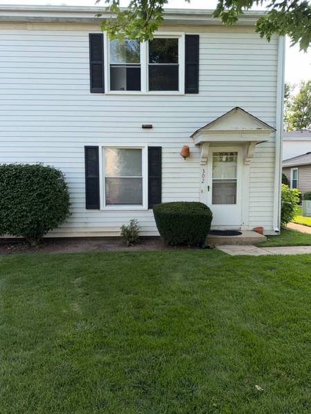 302 Creekside DR, Vernon Hills, IL 60061