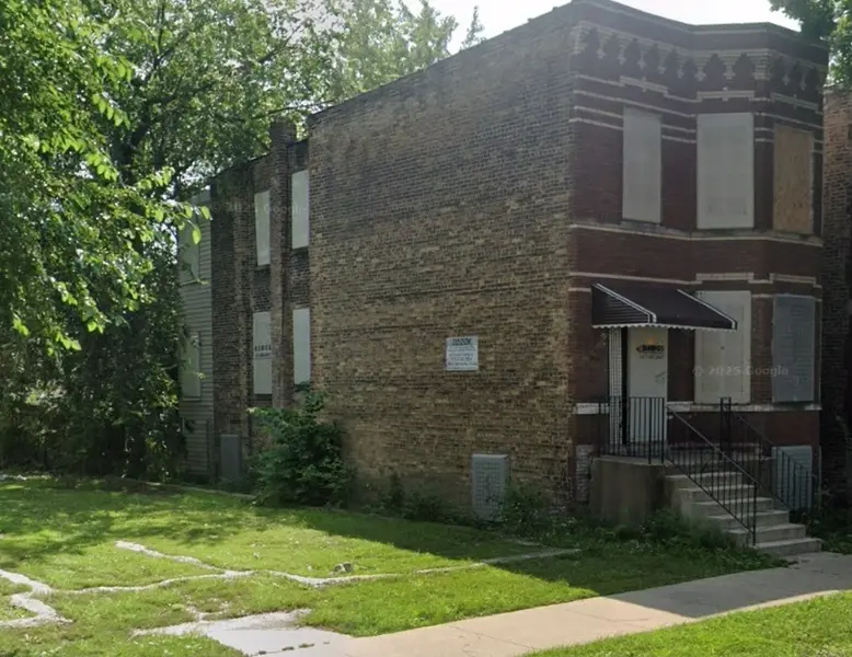 837 N LAWNDALE ST, Chicago, IL 60624
