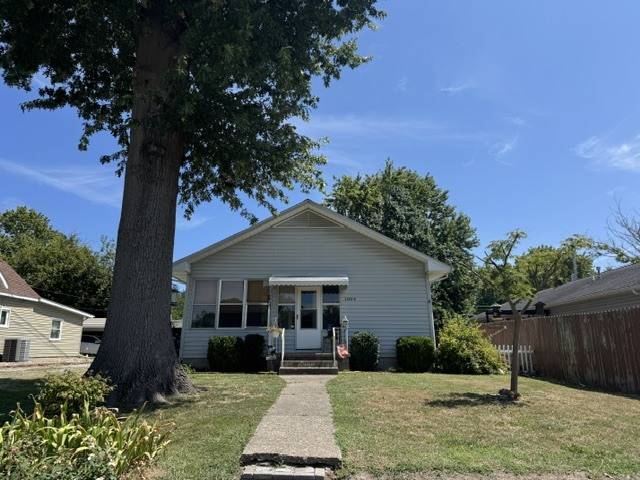 1004 N 14th ST, Herrin, IL 62848