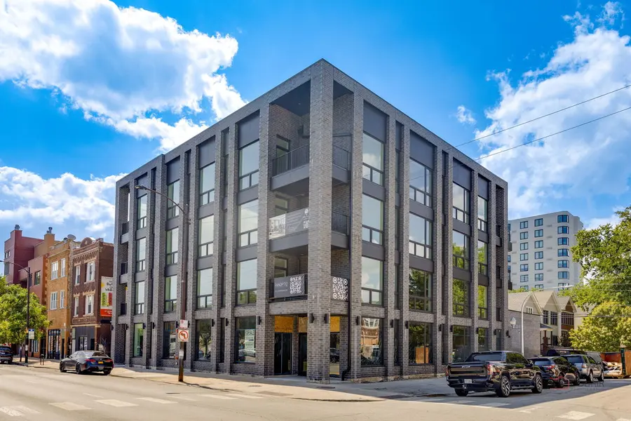 2072 N Western AVE #303, Chicago, IL 60647