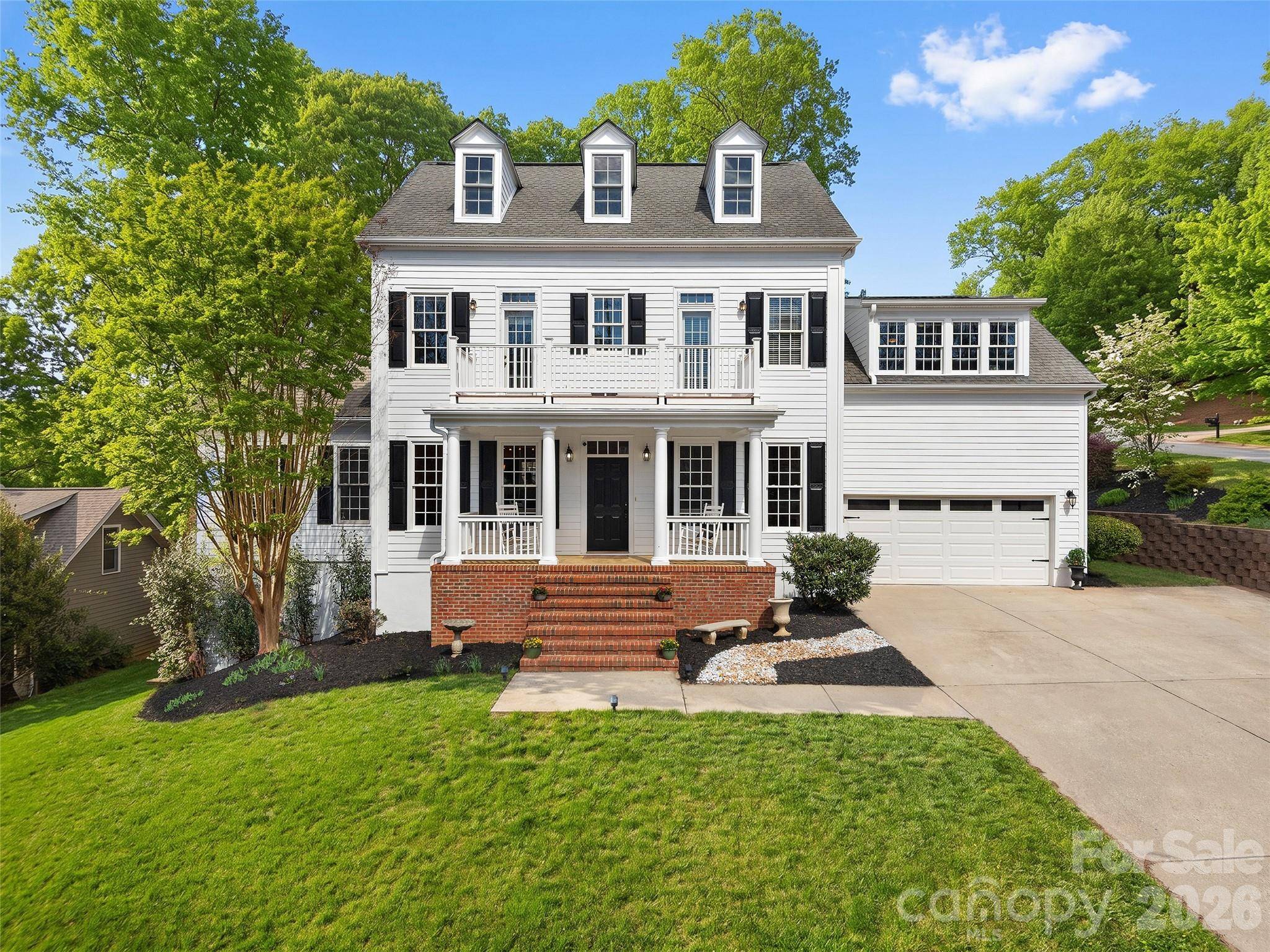 21 Dianthus DR, Asheville, NC 28803
