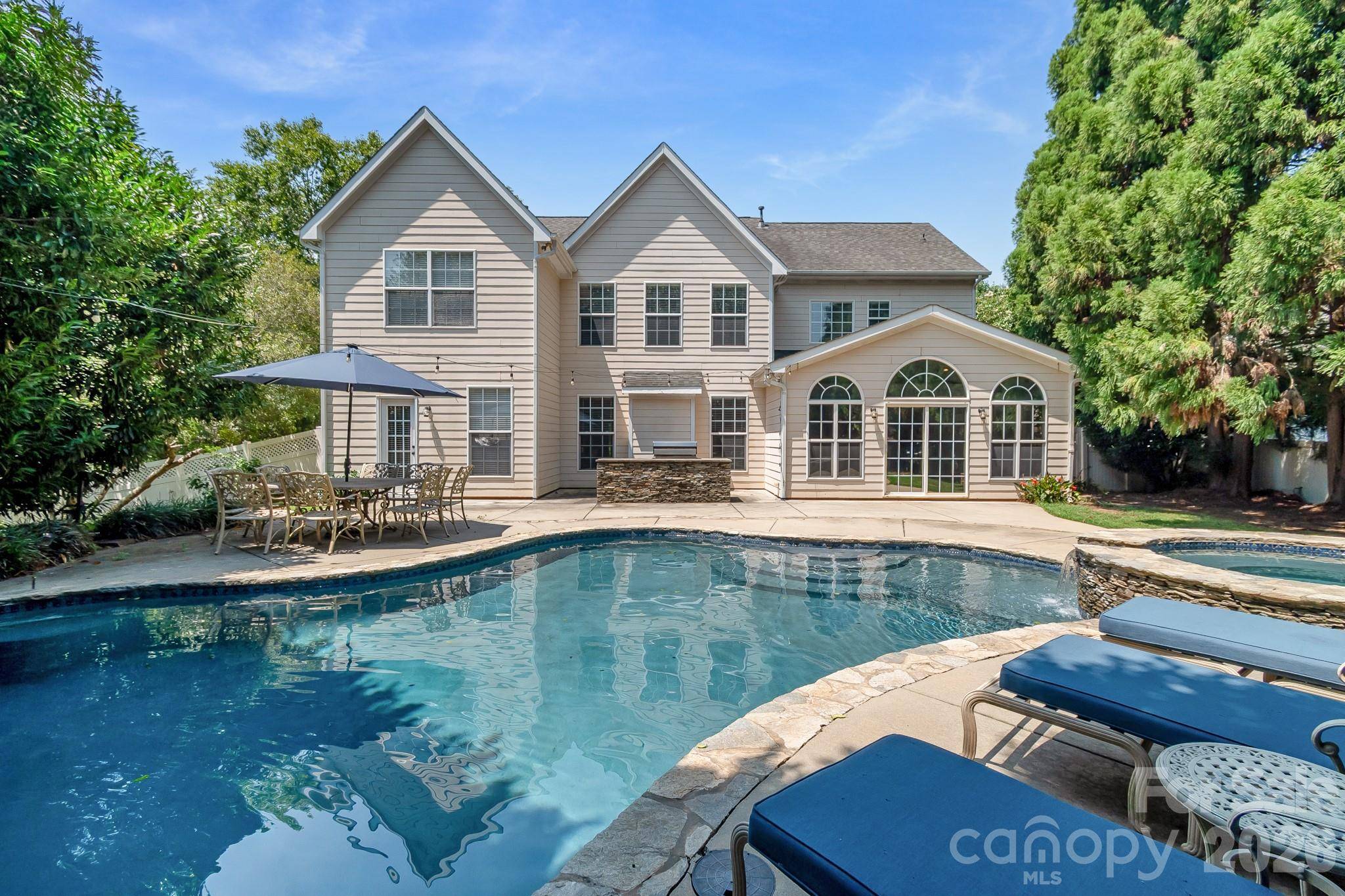1107 Boulder CT, Waxhaw, NC 28173