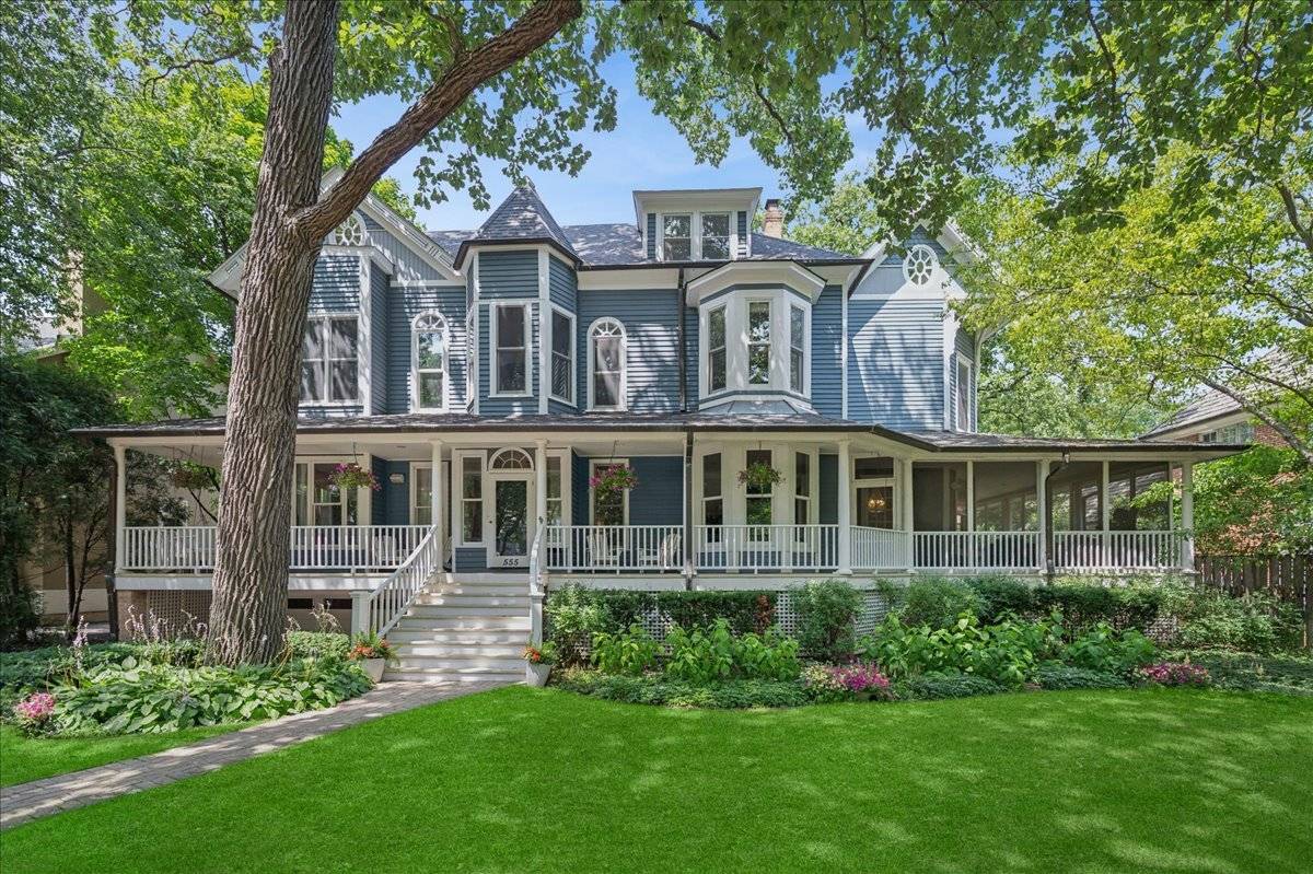 555 Cherry ST, Winnetka, IL 60093