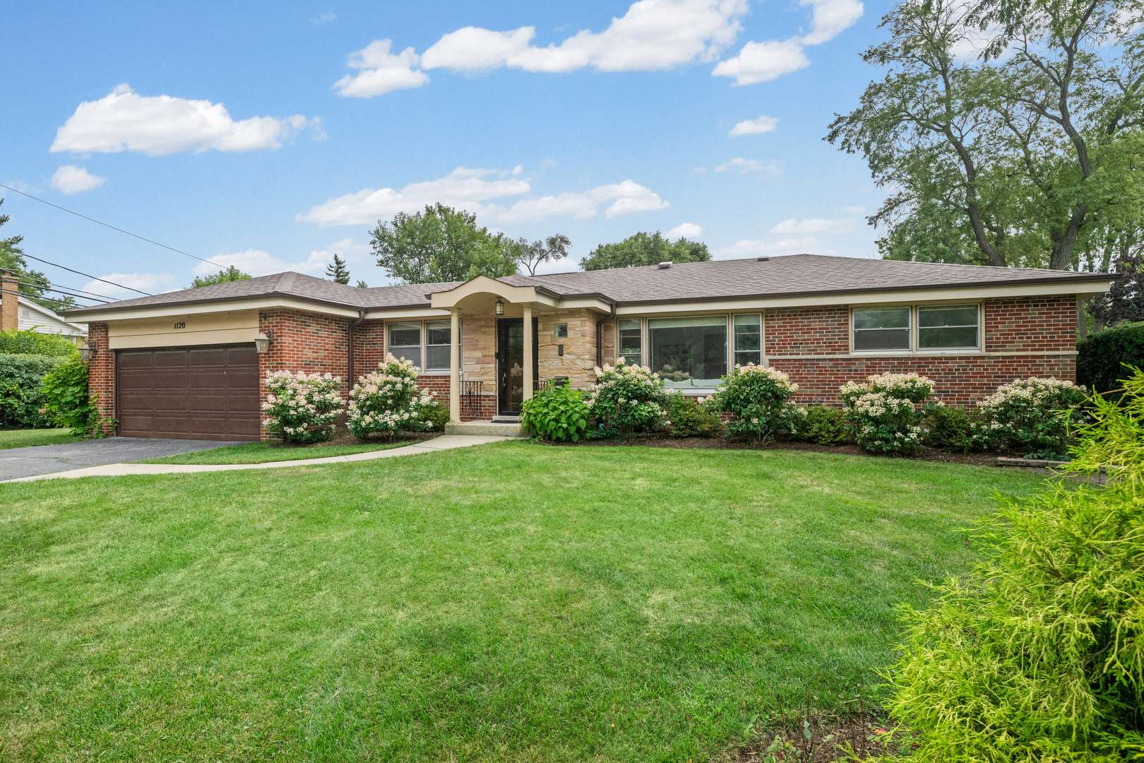 1120 Manor DR, Wilmette, IL 60091