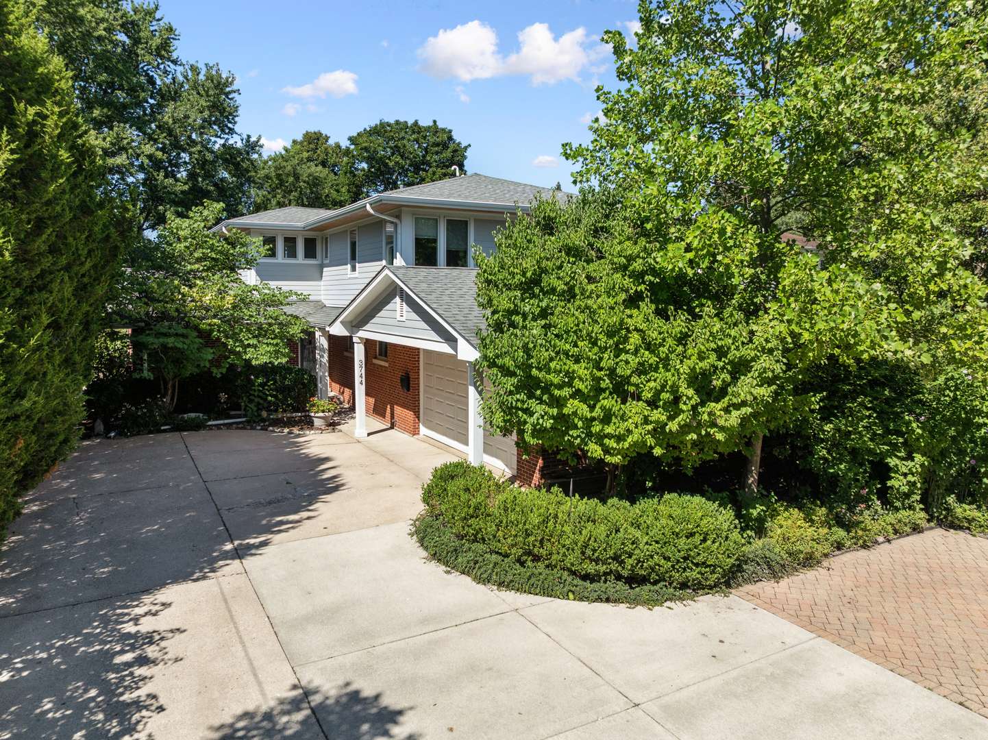 3744 Lake AVE, Wilmette, IL 60091