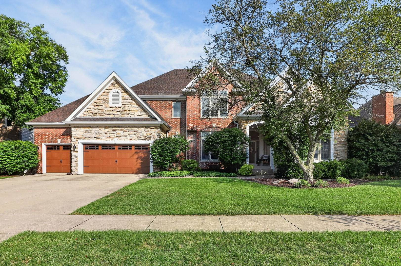 2439 Fawn Lake CIR, Naperville, IL 60564