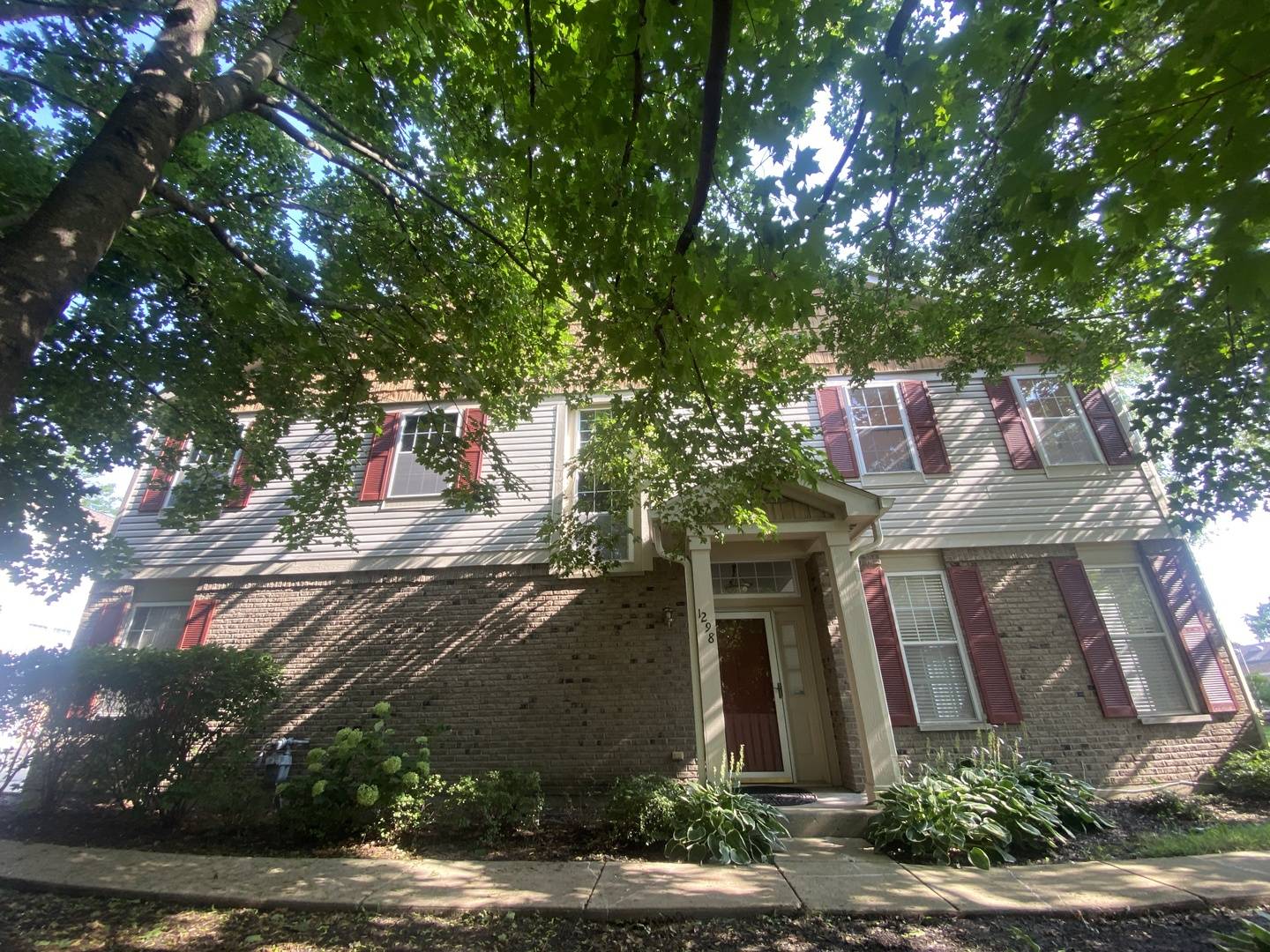 1298 Georgetown WAY, Vernon Hills, IL 60061