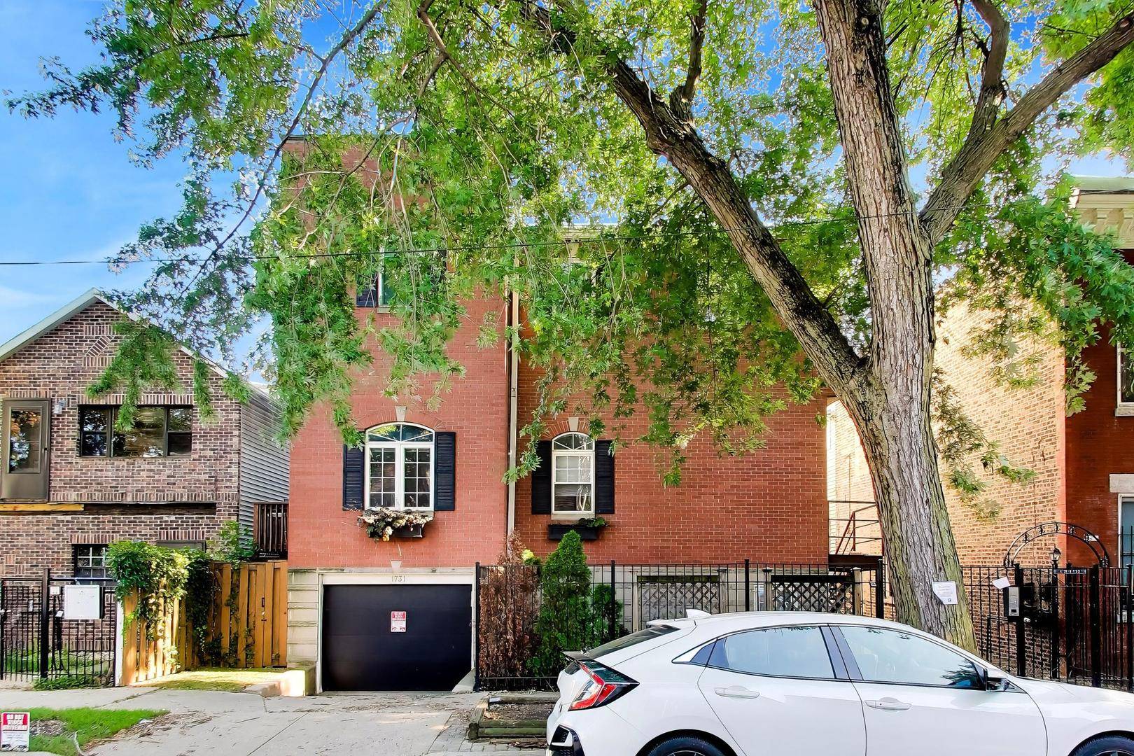 1733 W Crystal ST #B, Chicago, IL 60622