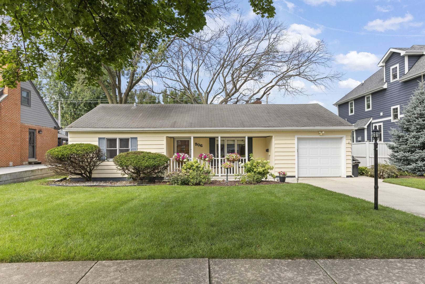906 S Ashland AVE, La Grange, IL 60525