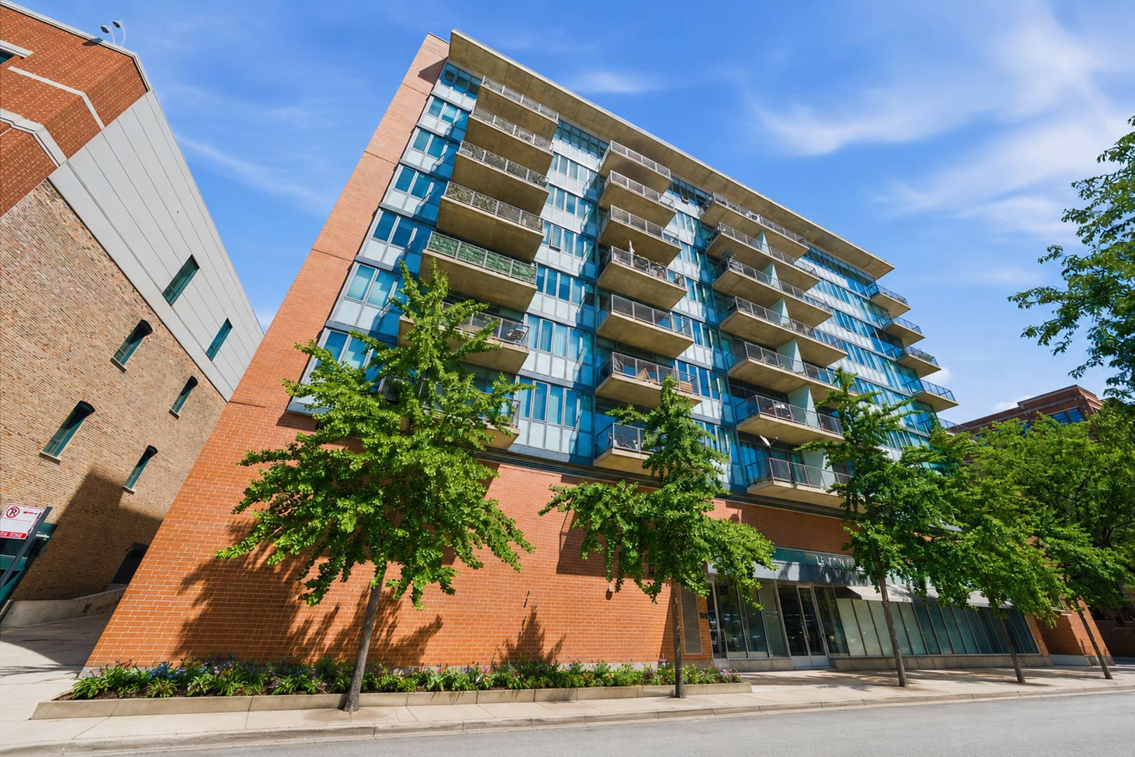 321 S Sangamon ST #908, Chicago, IL 60607