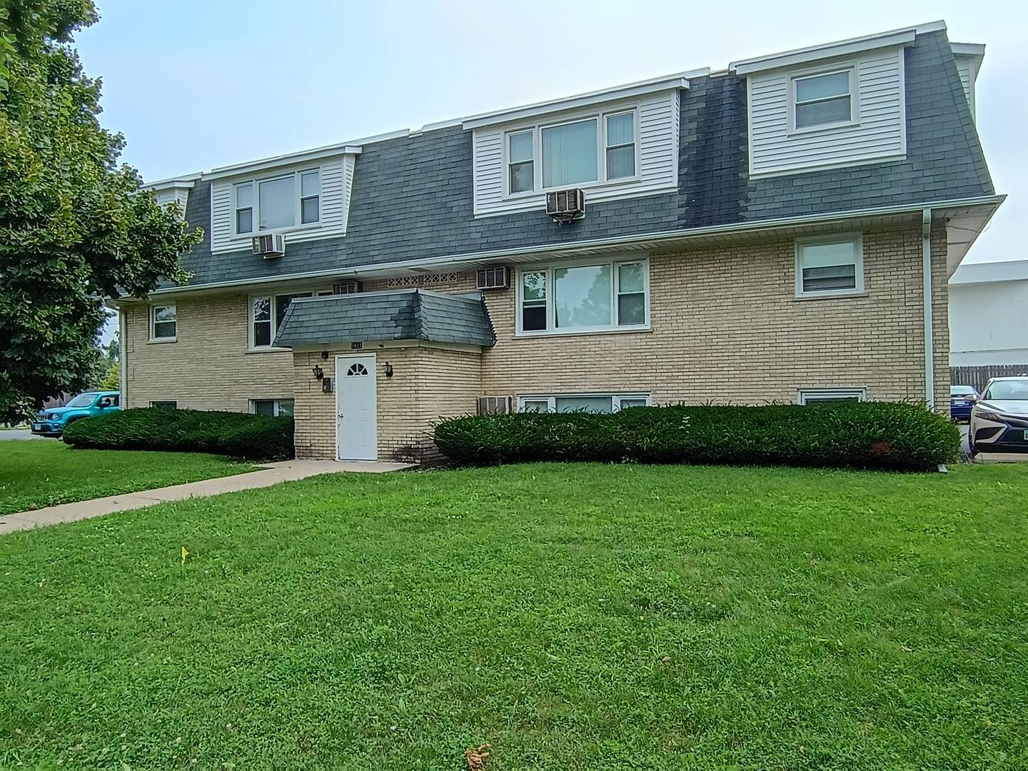 5811 Rose AVE #6, Countryside, IL 60525