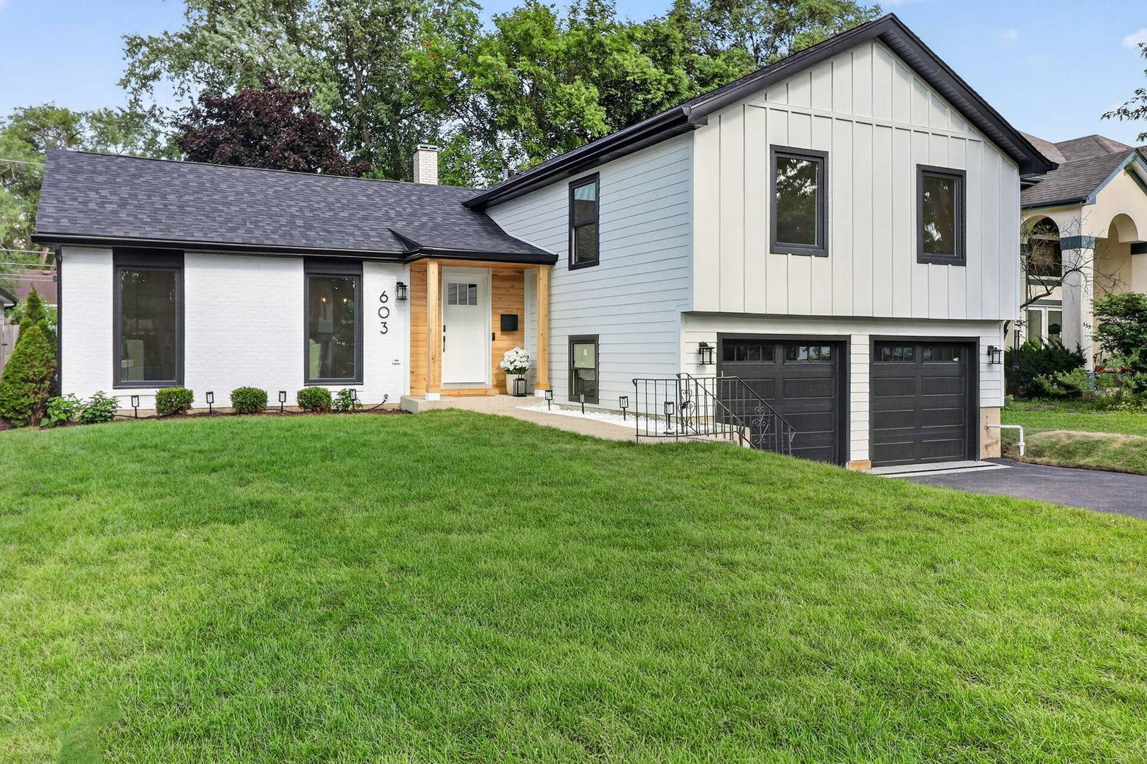 603 Justina ST, Hinsdale, IL 60521
