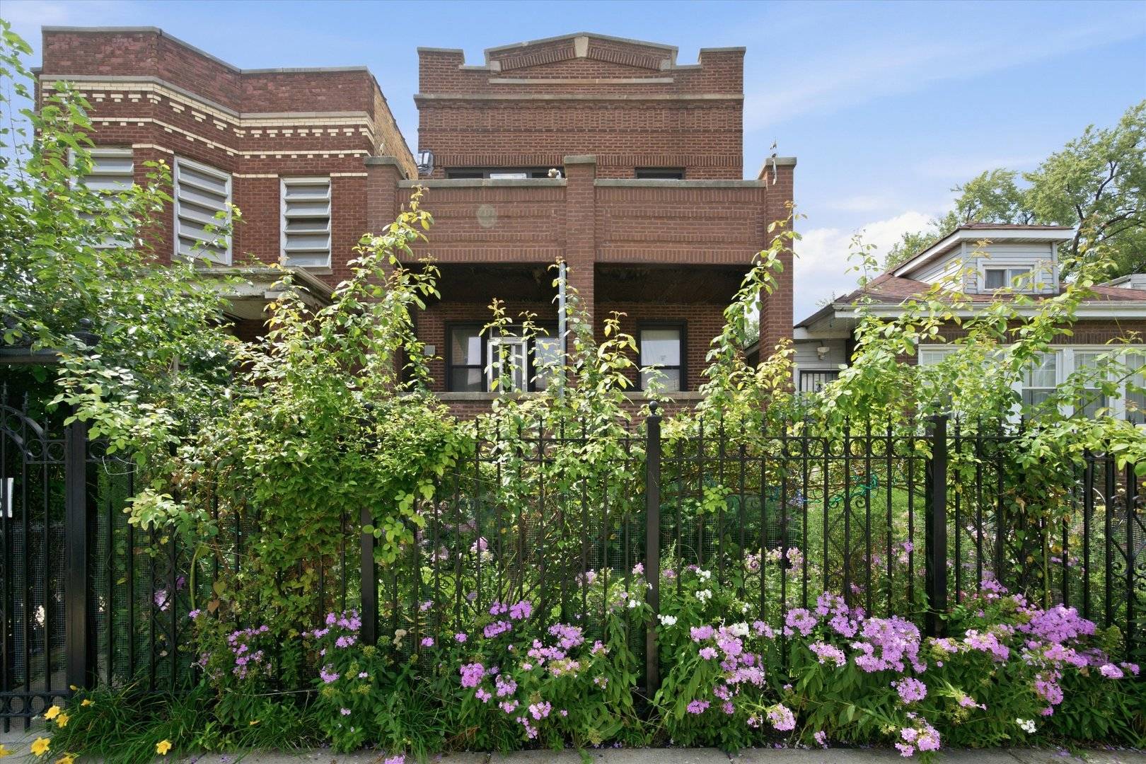 2448 N Keeler AVE #Garden, Chicago, IL 60639