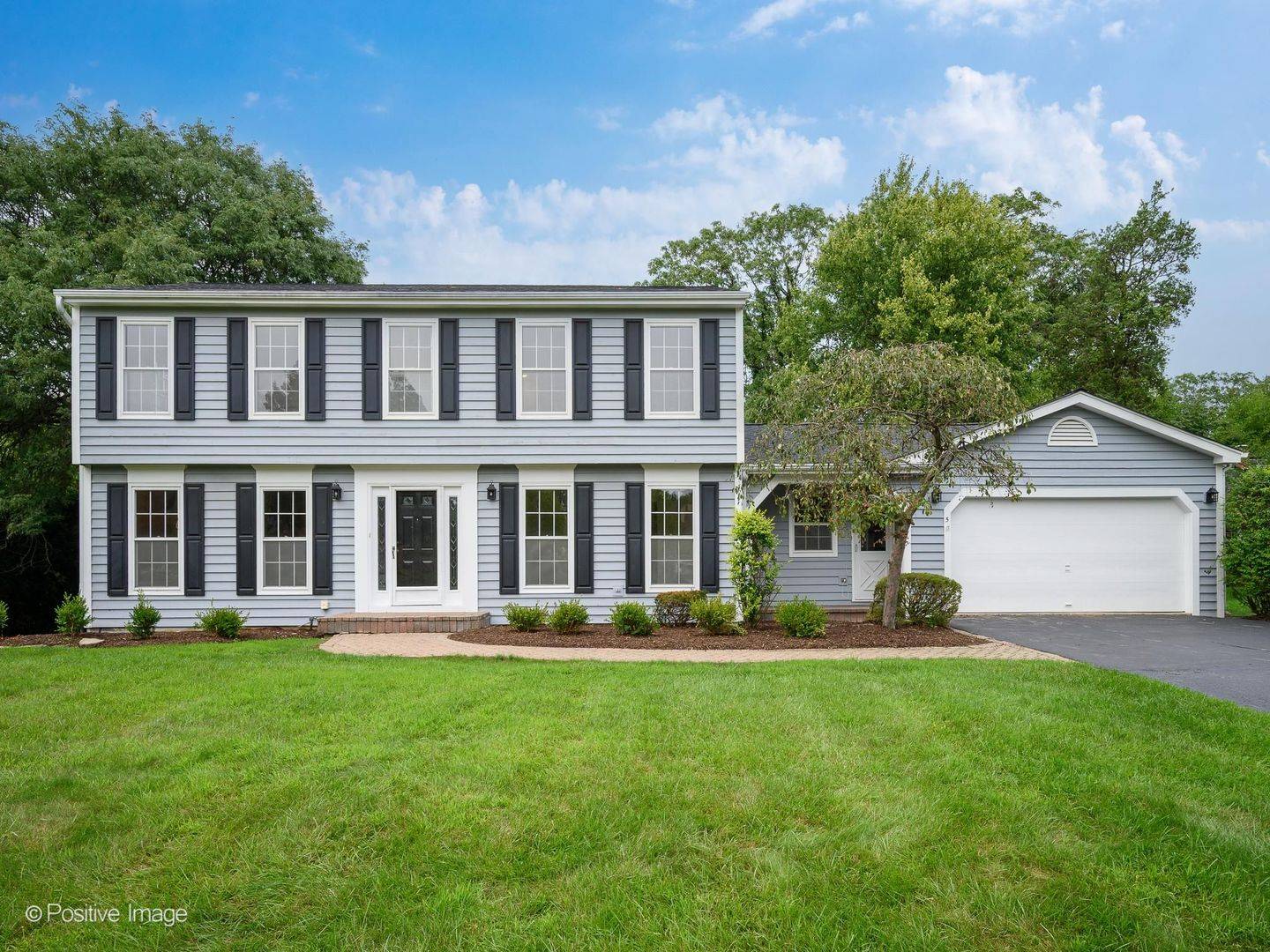 5 Norris DR, Burr Ridge, IL 60527