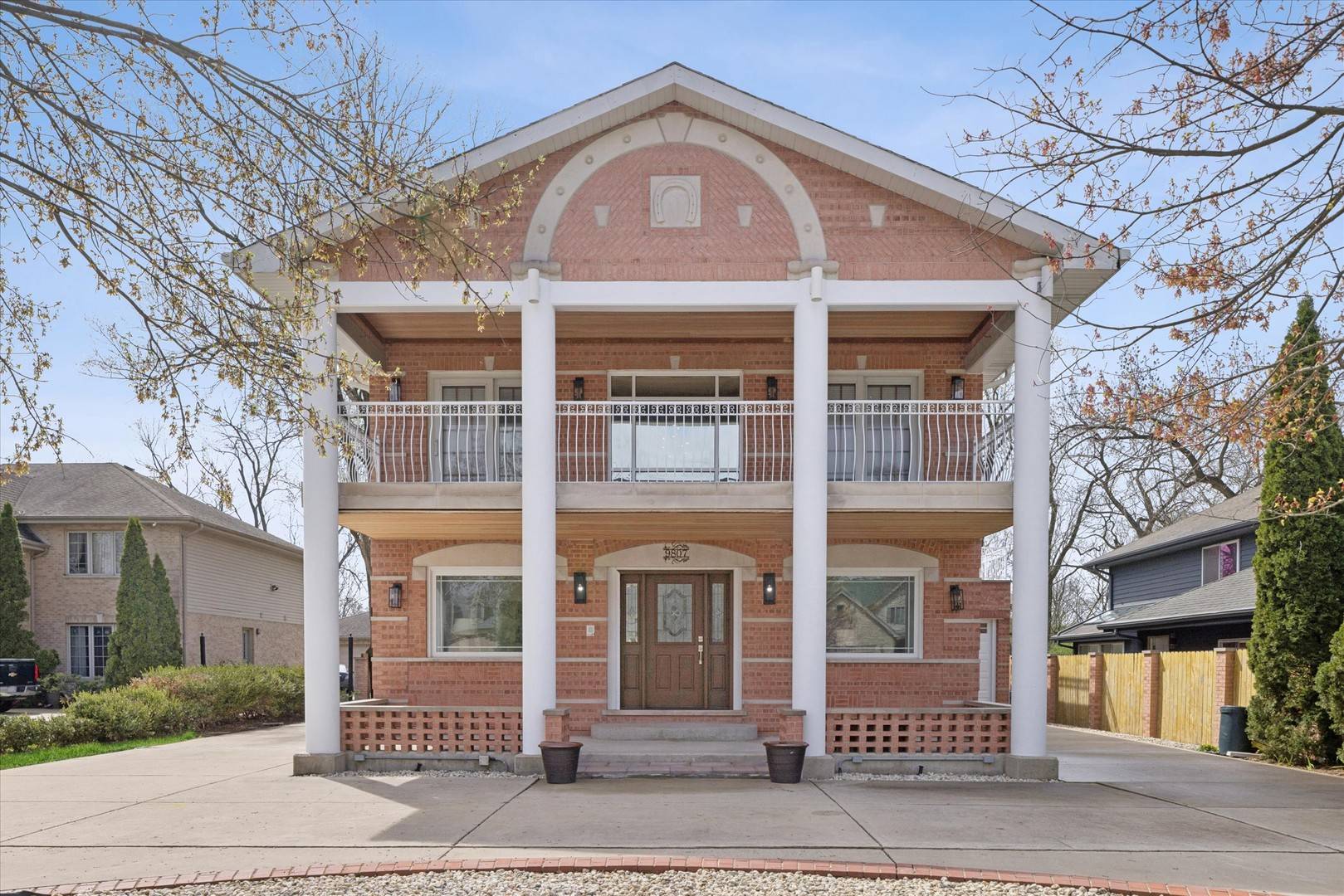 9807 W 57th ST, Countryside, IL 60525