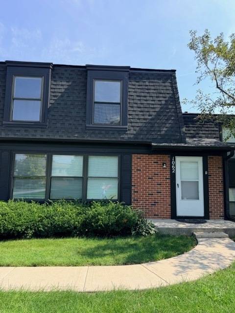 1062 Inverrary LN, Deerfield, IL 60015