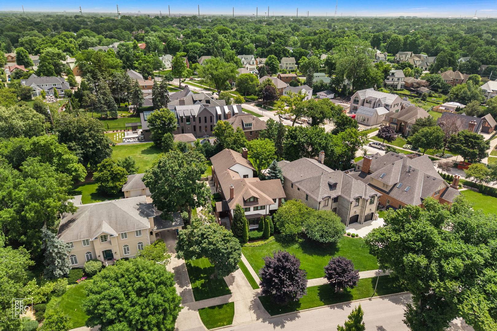 433 S Hill AVE, Elmhurst, IL 60126