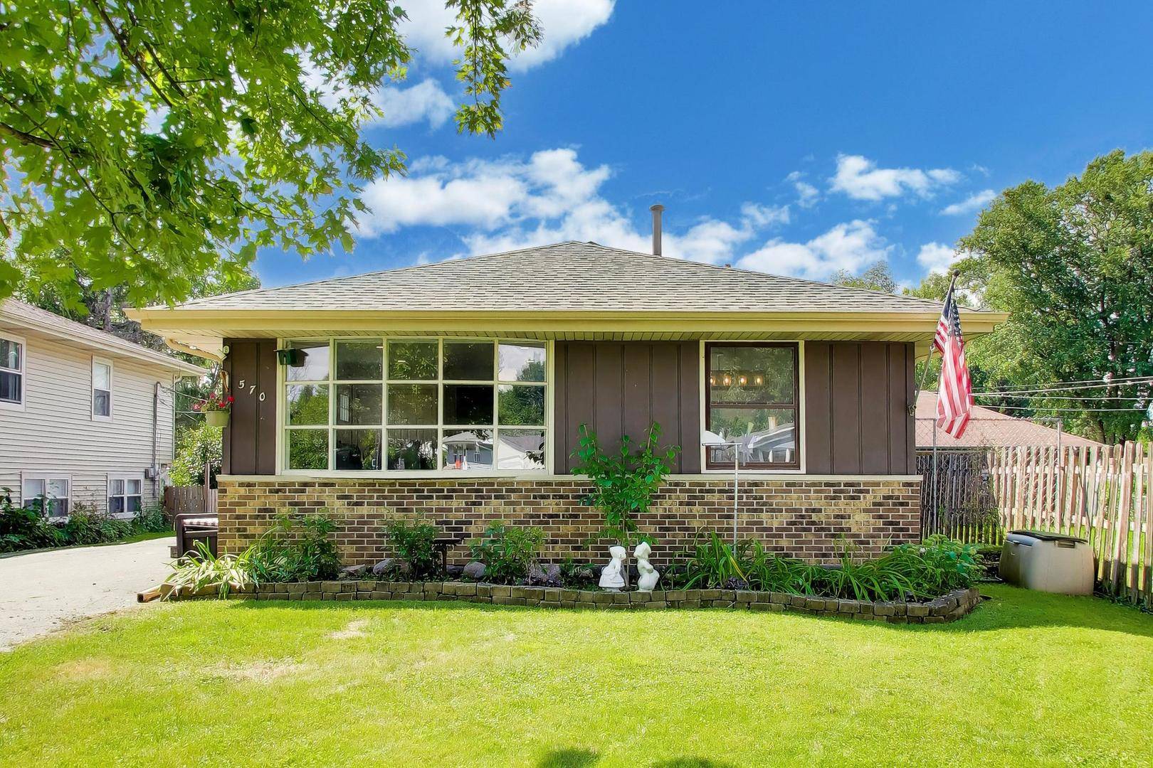 3S570 Elizabeth AVE, Warrenville, IL 60555