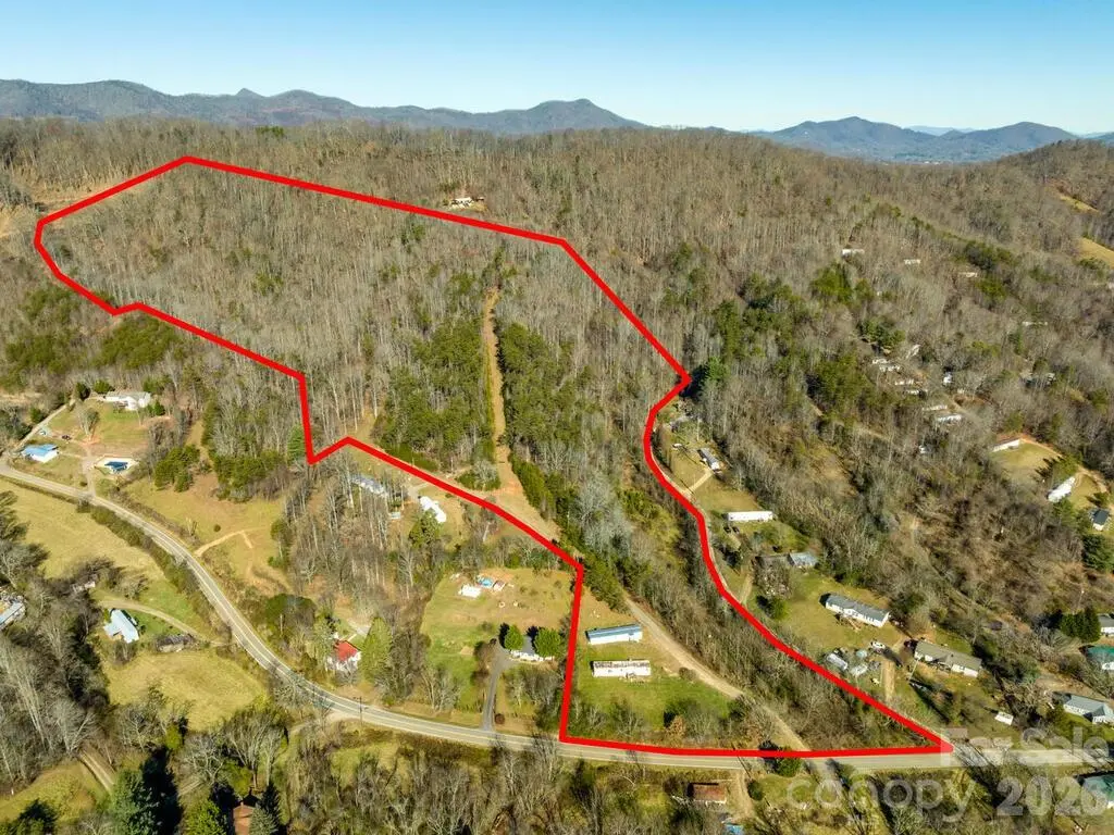6 Tylers RUN #12, Candler, NC 28715