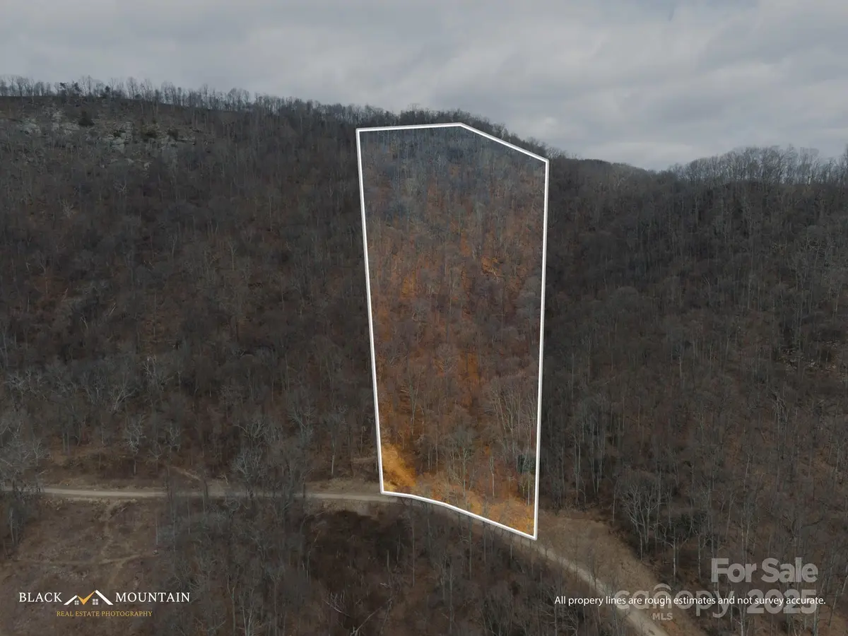 999 High Rock View DR #36, Canton, NC 28716