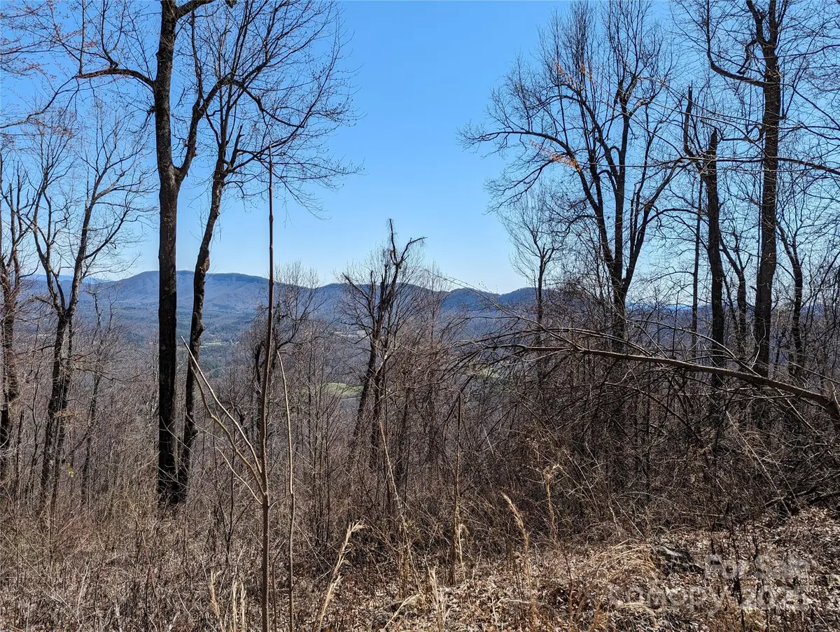 2687 Creston DR #T-26, Black Mountain, NC 28711