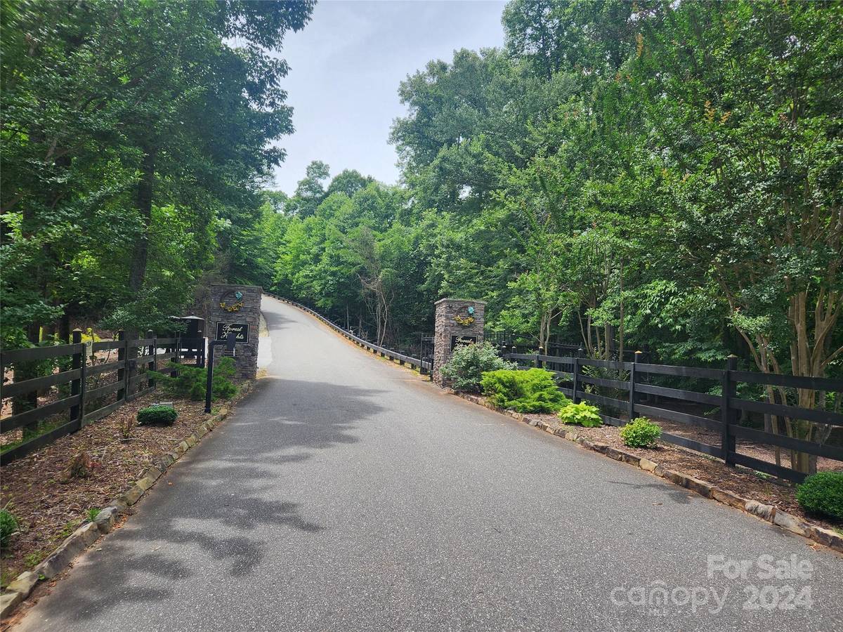 00 Trail Ridge DR #115, Marion, NC 28752